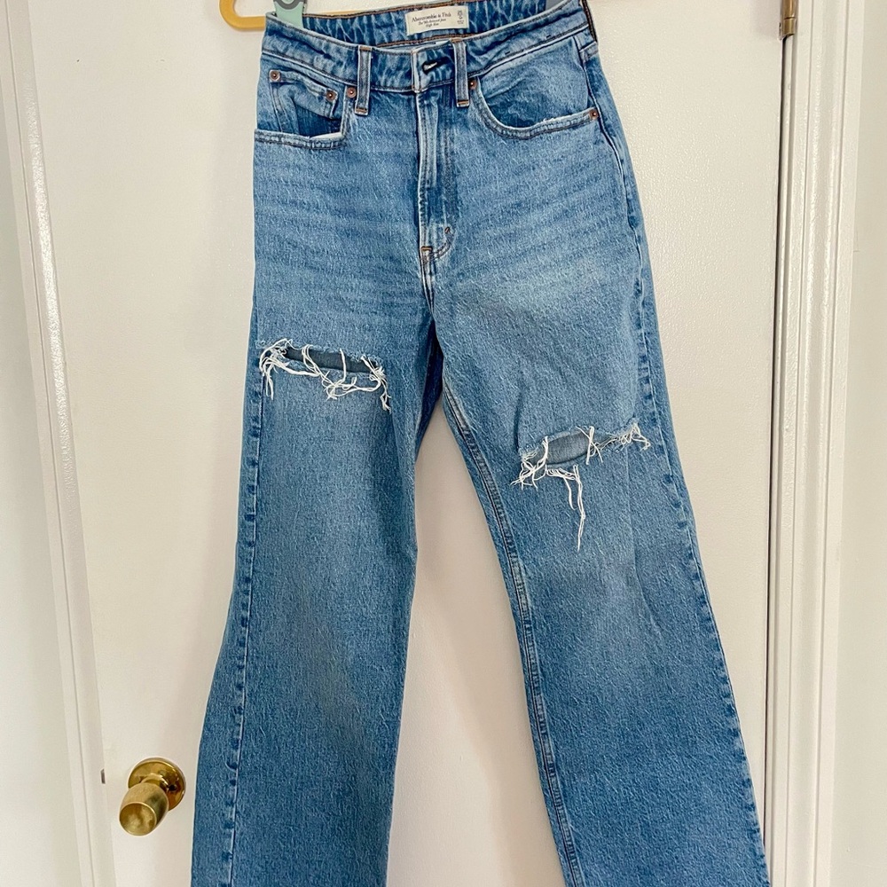 Abercrombie & Fitch Curve Love 90s Relaxed Jean